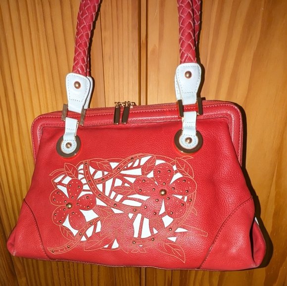 La Gioe Toscana the Italian Collection red leather shoulder bag. - Picture 5 of 12